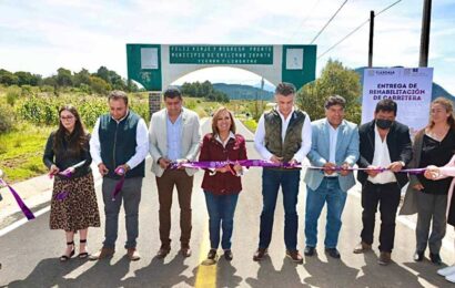 Entregó gobernadora Lorena Cuéllar obras carreteras en Españita y Emiliano Zapata
