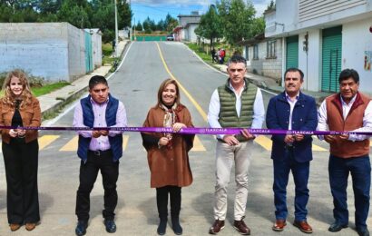 Entregó Gobernadora obras de rehabilitación carretera en Huamantla y Xaltocan