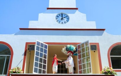 Inauguró Gobernadora reloj autómata en San Tadeo Huiloapan