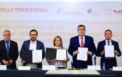 Firmó Gobernadora Primer Programa Metropolitano de la Zona Interestatal Puebla-Tlaxcala