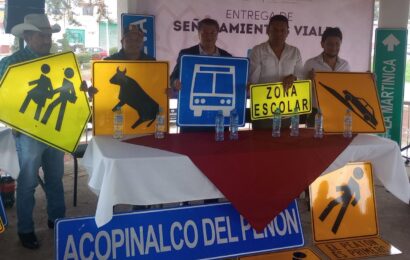 Otorgó SMyT 42 señalamientos viales a cuatro comunidades de Tlaxco