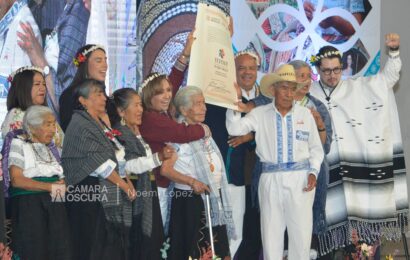 Entregó Gobernadora nombramiento de “Pueblo Mágico” a Ixtenco