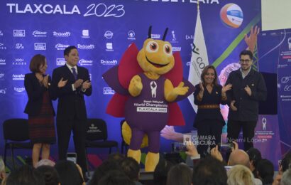 Presentan a «Lucy» la mascota del Campeonato Mundial de Voleibol de Playa Tlaxcala 2023