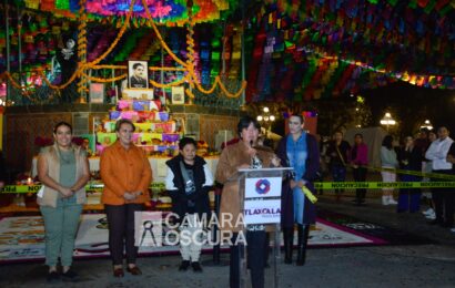 Alcaldesa inaugura ofrenda monumental en Tlaxcala Capital
