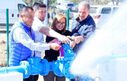 Gobernadora entrega equipamiento de pozo de agua en San Matías Tepetomatitlán